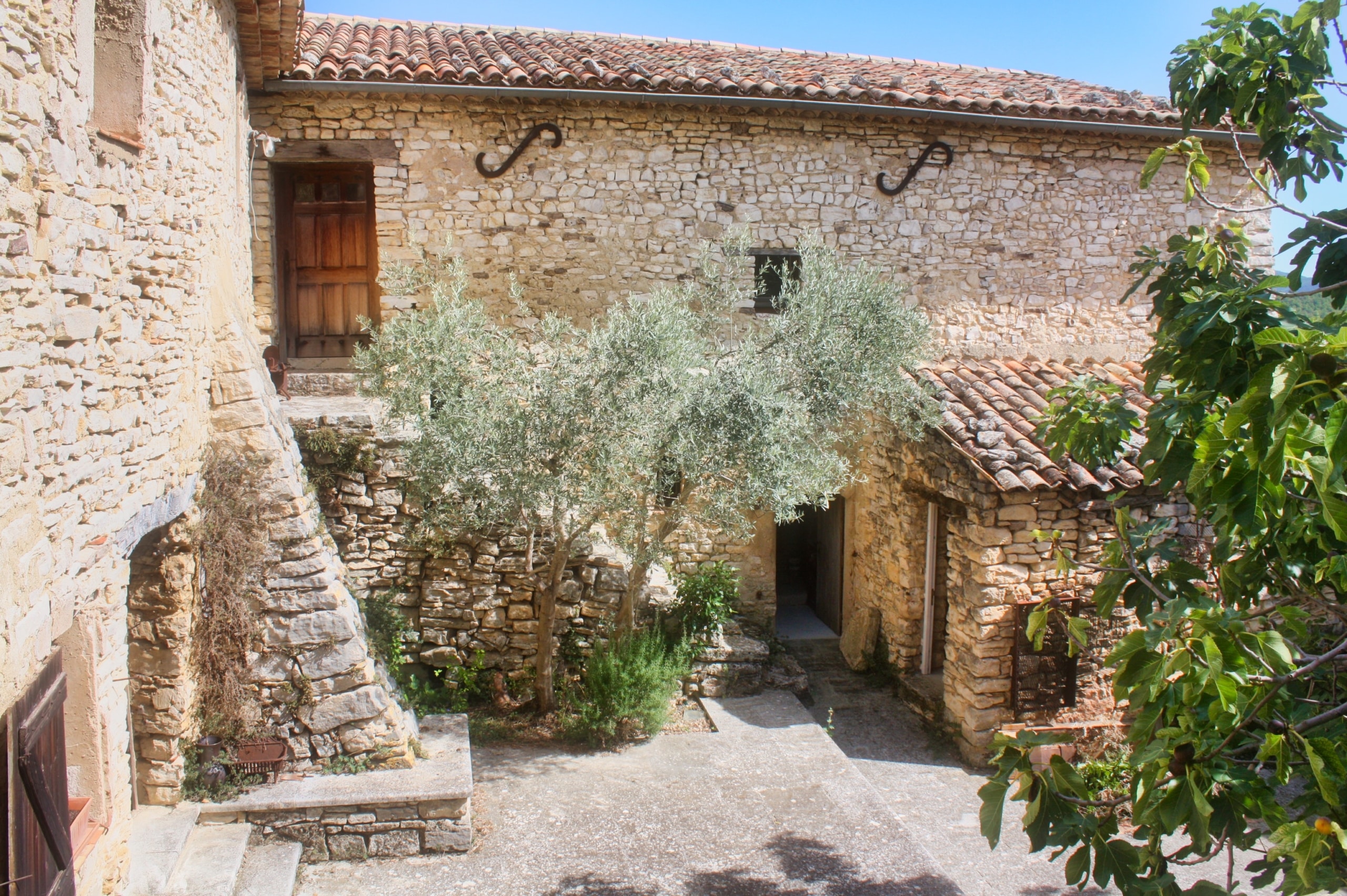 IMG_2945 Mas provençal de charme de 300 m² à Viens – Luberon
