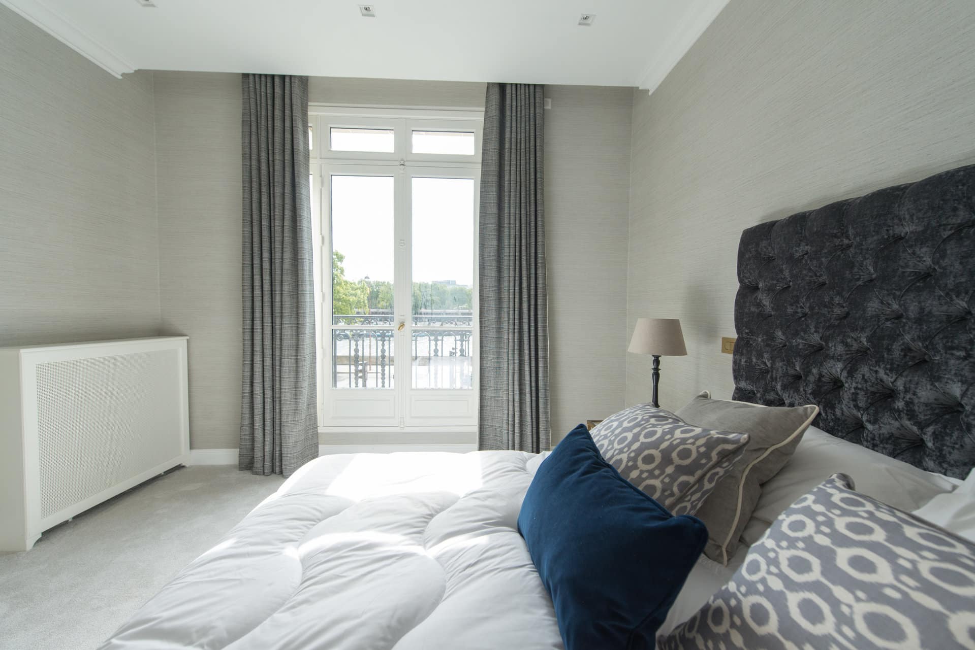 10927431865f5014d9f347f9.32438841_1920 Appartement de prestige – Paris 16ème