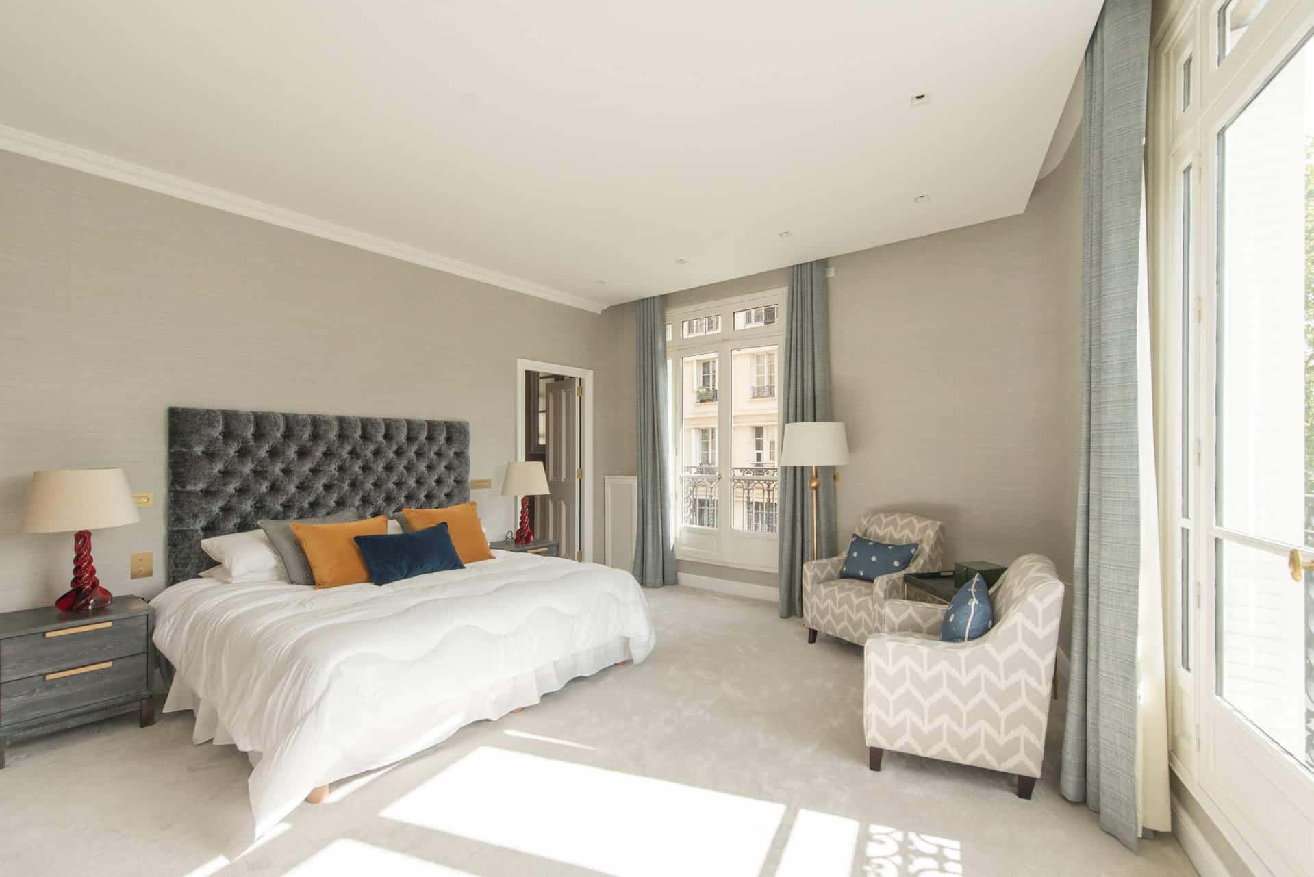 5744076575f5014c0a92aa2.45750971_1920 Appartement de prestige – Paris 16ème