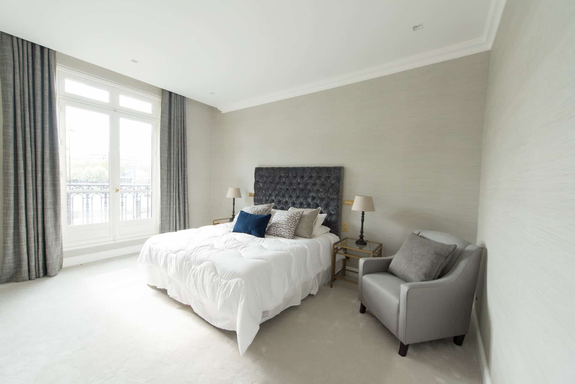 7129526255f5014a53b64a8.38493275_1920 Appartement de prestige – Paris 16ème