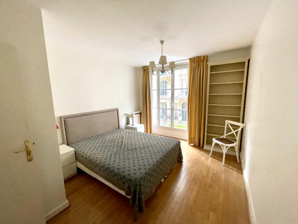 PHOTO-2021-02-21-22-15-10 7 Appartement 3P – 72 m²- Paris 7