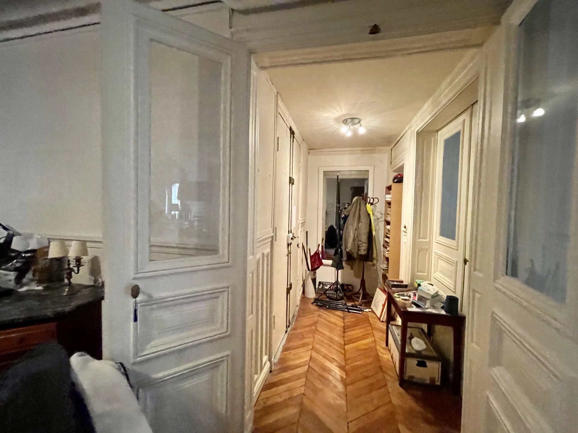 17167219463ea9ca0eace16.36142293_1920.webp-original-4654 Appt de 5P de 143 m² – Bd St Germain – Paris 6