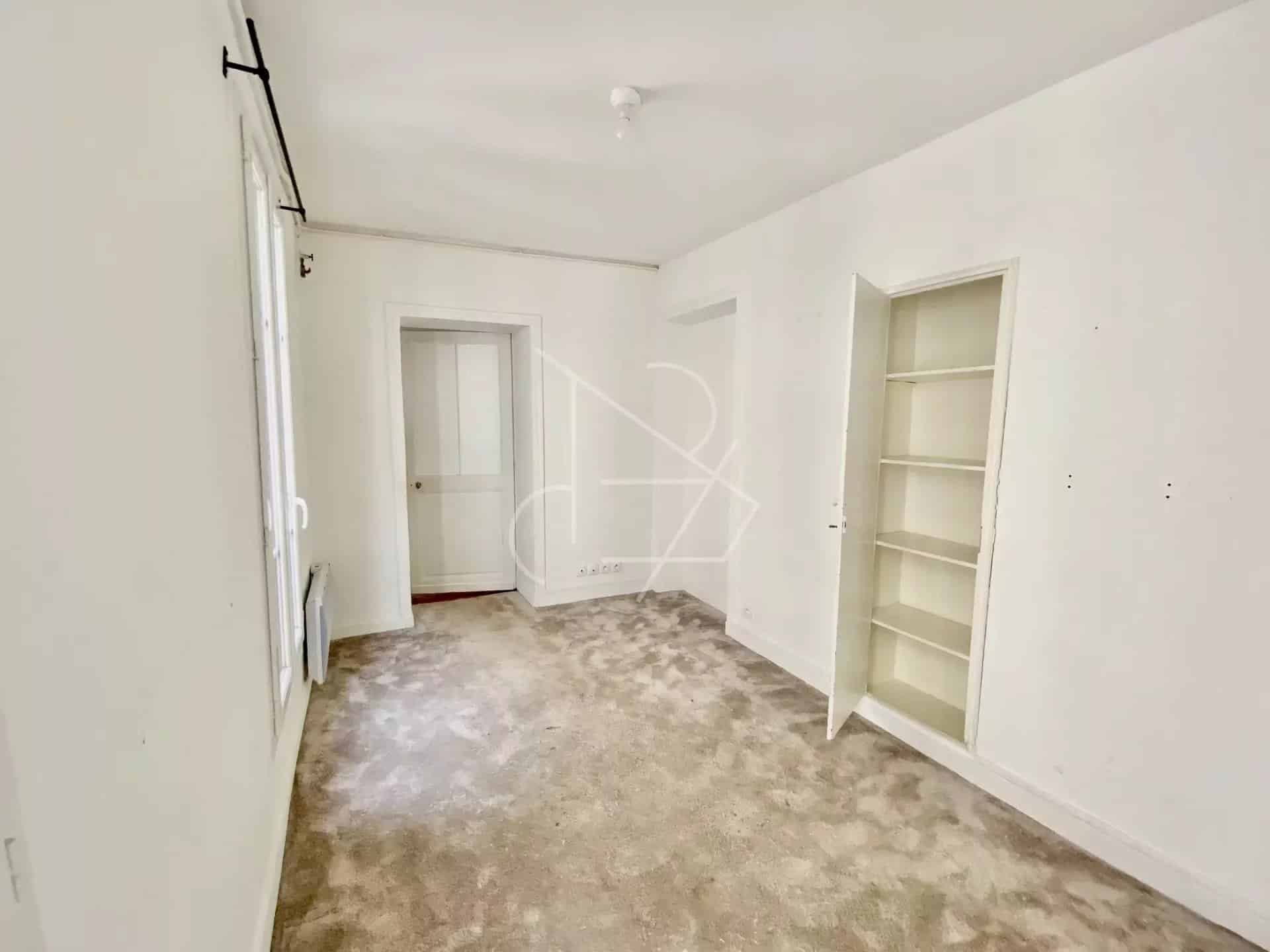 37459504464e8730e4d0307.25540387_7a1b82df4a_1920.webp-original-4807 Appt 5P – 109 m2 – Saint Germain des Prés