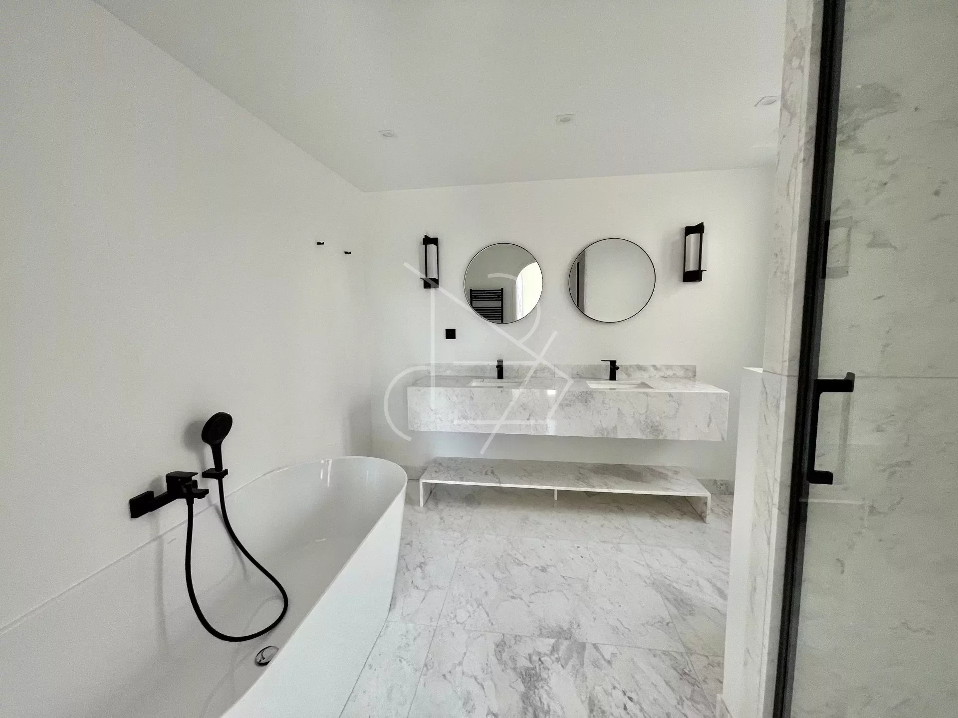 Appartement de prestige • Elysées-Madeleine, Paris 8ème