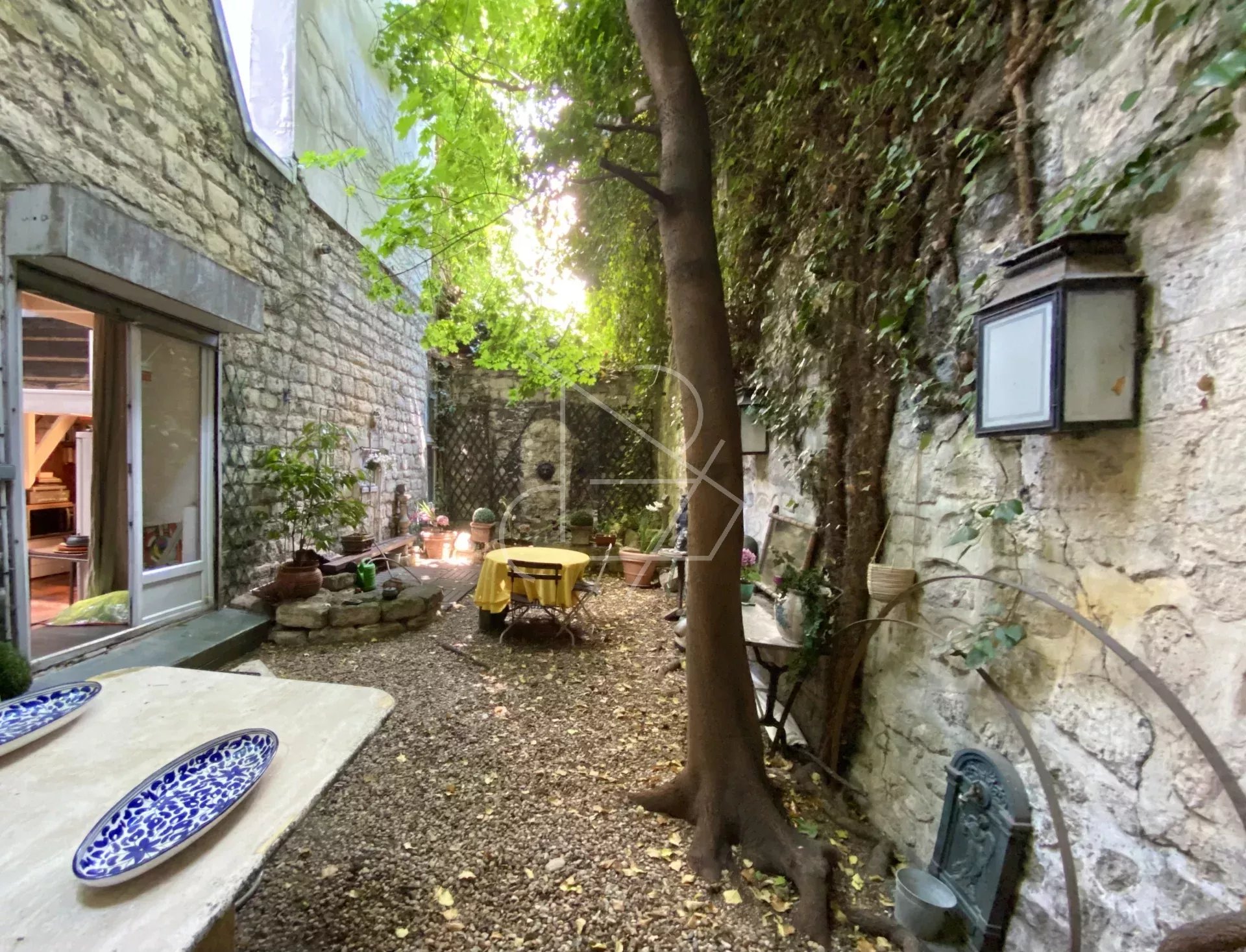 Atelier d’artiste 46 m² – Rue Campagne Première – Paris 14