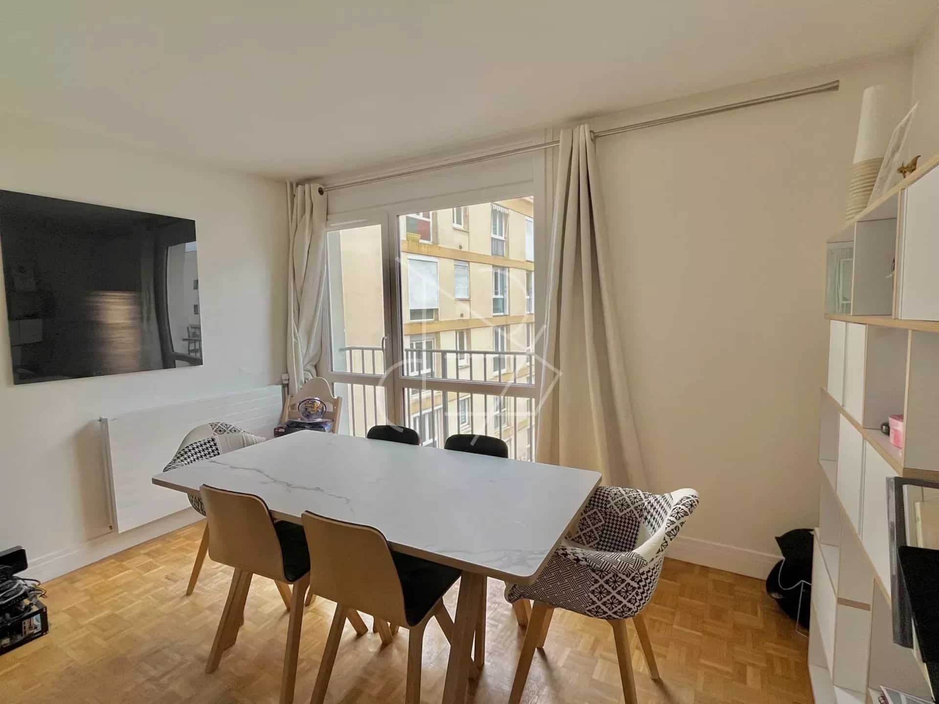 c470c01e9aa22abbcf66acecacfed935_5ee85aab25_1920-original-5040 Appartement 5 pièces – 97 m2 – Buzenval